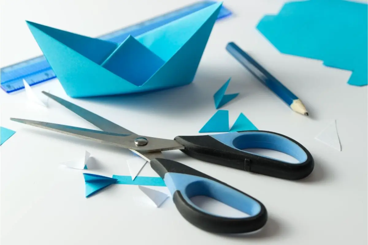 How To Make An Easy Origami Butterfly (1)